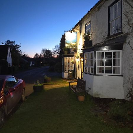 The White Hart Inn Tetford Экстерьер фото